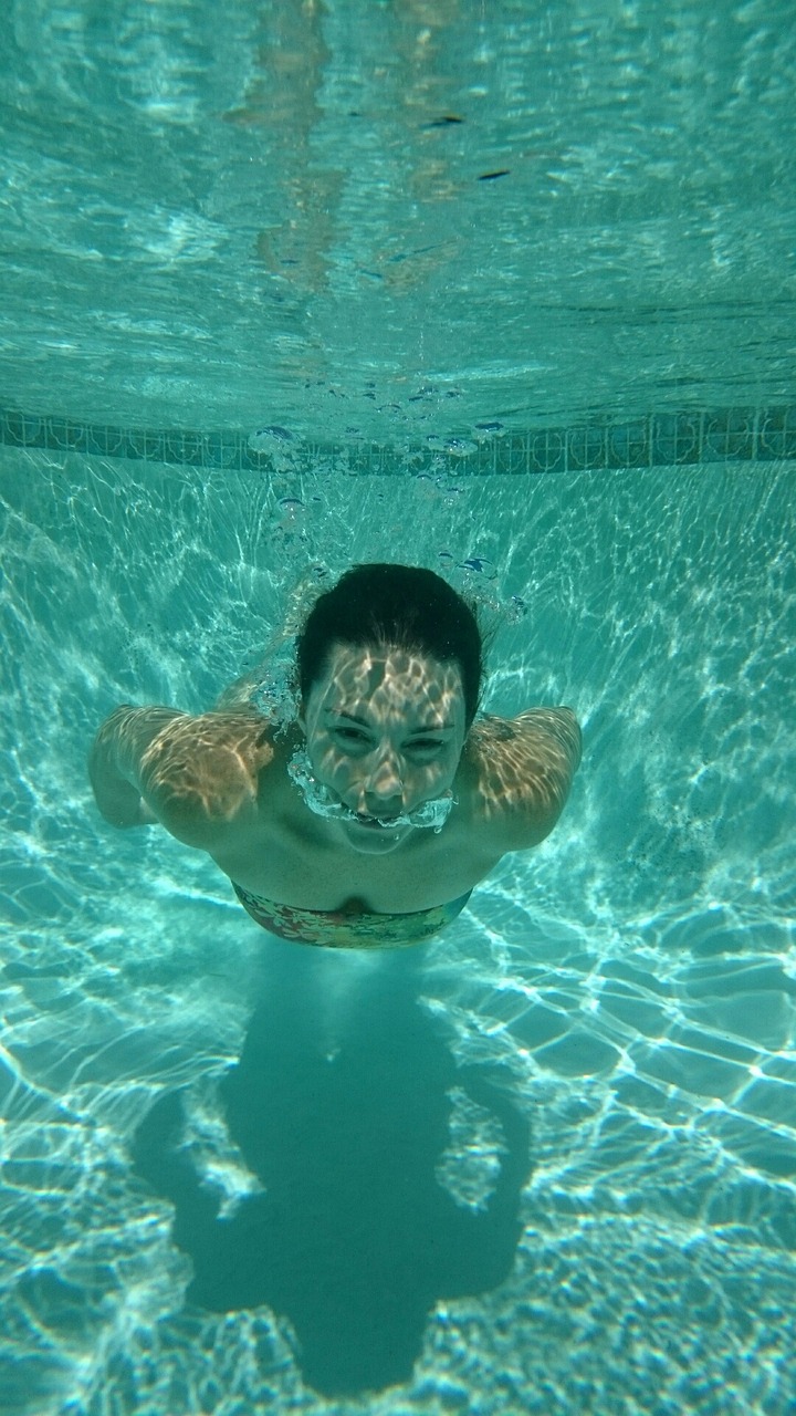 underwater, swimming, girl-896496.jpg