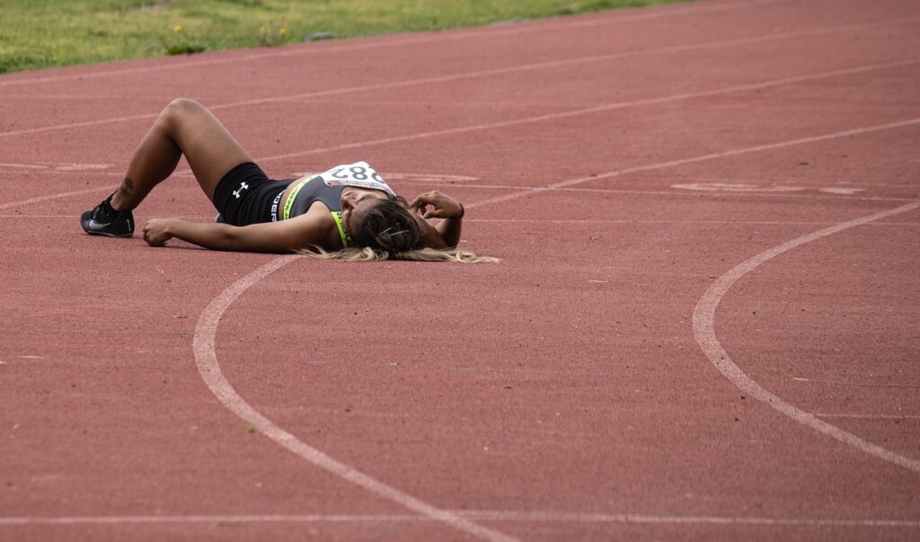 exhaustion, athlete, track-8251470.jpg
